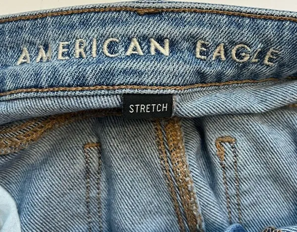 American Eagle Outfitters • Light Wash Destructed Mom Jeans - Image 4