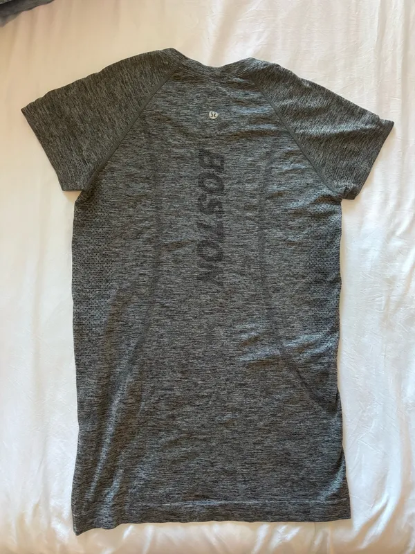 Lululemon Tshirt - Image 4