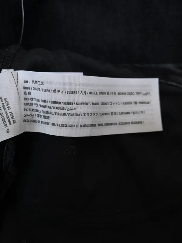 Abercrombie & Fitch Women's 30/10 The 90's Straight Ultra High Rise Jean Black - Image 10