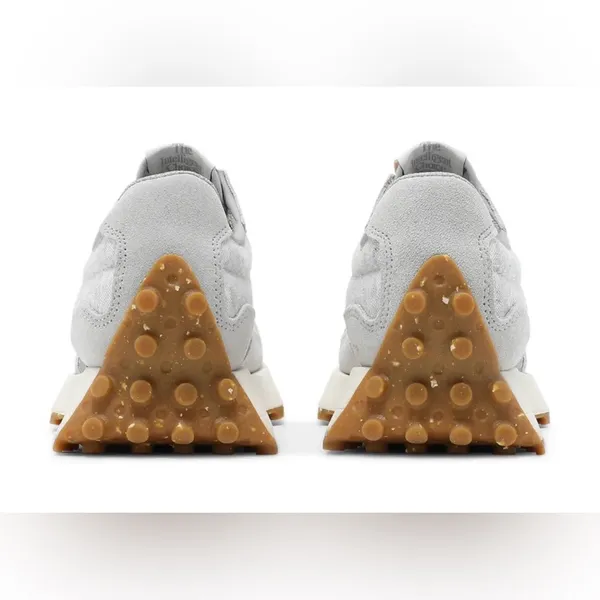 New Balance 327 Womens Rain Cloud‎ and Rose Water Size 9 Gray w/Pink Laces - Image 3