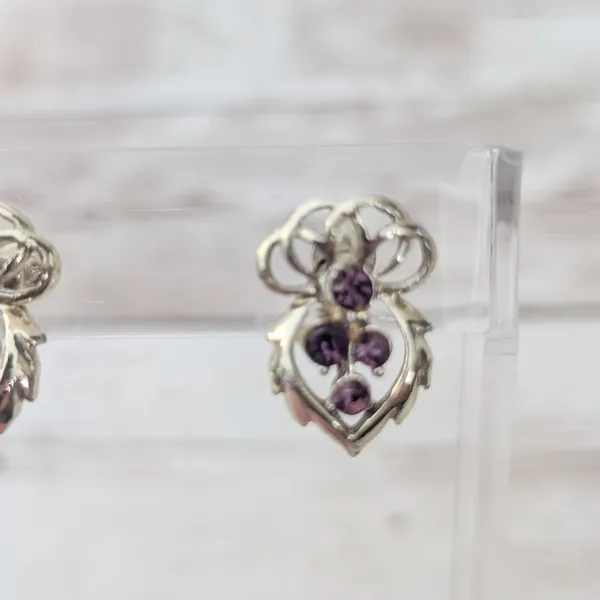 Vintage Screw On Earrings Gold Tone with Purple Gems - Gold Tone Chipping - Image 3