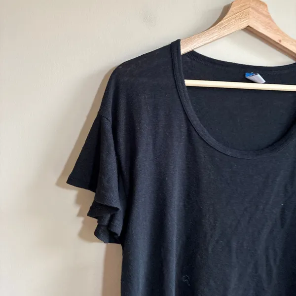 Old Navy Flutter Sleeve Scoop Neck Top S Black Womens Ruffle Knit Tee - Image 2