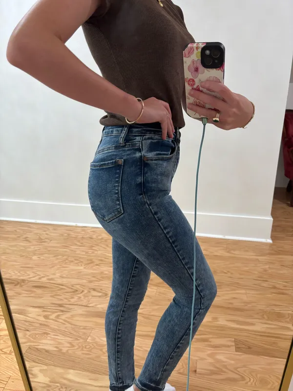 Judy Blue Skinny Fit Acid Washed Jeans - Image 2