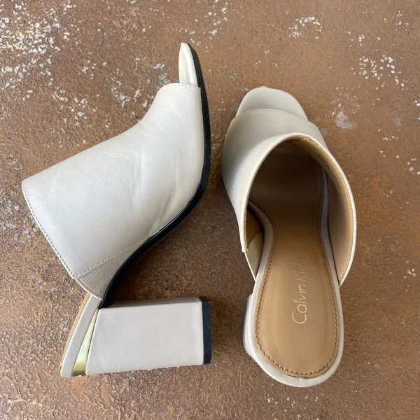 Calvin Klein cream heels 
Basically new, Worn once - Image 3