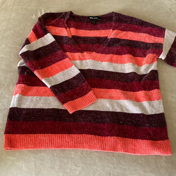 Express vneck multi-striped sweater - Image 4
