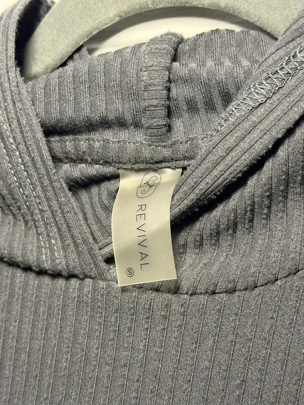 Altar'd State Revival Gray Cropped Hoodie - Image 4