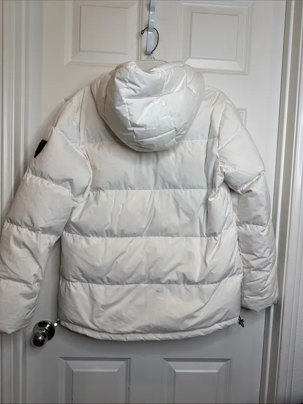NWOT Two by Vince Camuto White Hooded Puffer winter Jacket sz Medium - Image 8