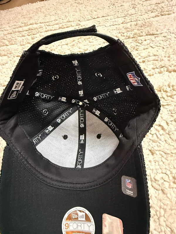 New Era Women’s Pittsburgh Steelers Sequin OTC 9Forty Hat - Image 5