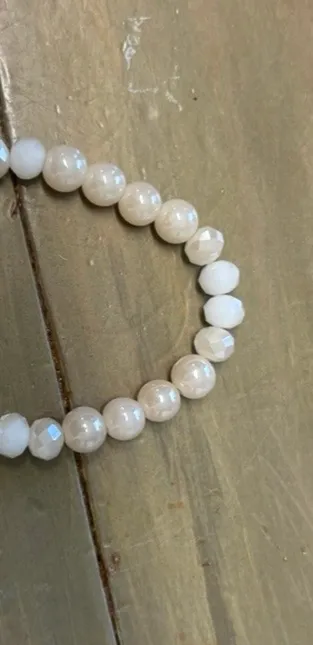 Erimish white iridescent Moonstone 8 MM smooth/cut Glass beads Stretch Bracelet - Image 3