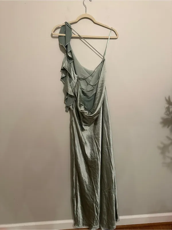 Selfie Leslie Jayda One Shoulder Ruffle Trim Maxi Dress Sage NWT Size XXL - Image 14