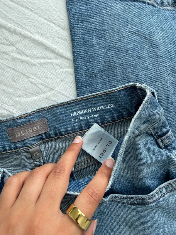 DL1961 Jeans - Image 3
