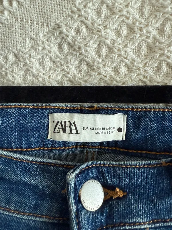 NWOT Zara Dark Wash Raw Hem Straight Leg Jeans - Image 3