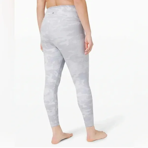 Lululemon Wunder Under High-Rise Tight 25" *Luxtreme Incognito Camo W5CQUS - Image 4
