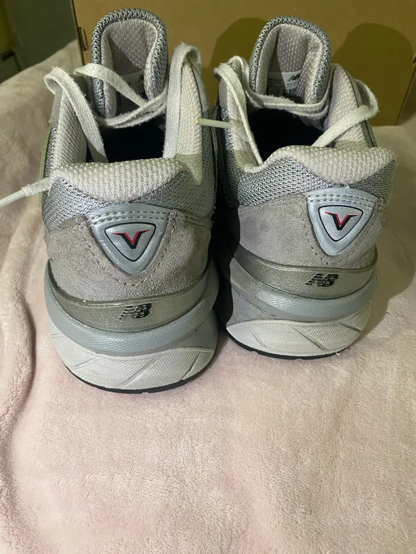 New Balance 990v5 Sneakers Women’s Shoes Size 8 - Image 3