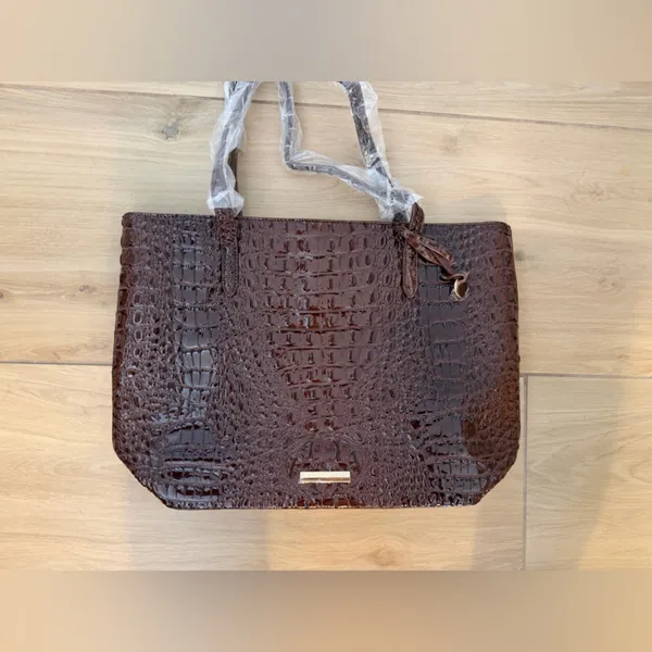 NEW Makcr Joacbv Crocodile Embossing Handbag Purse 17x12” - Image 2