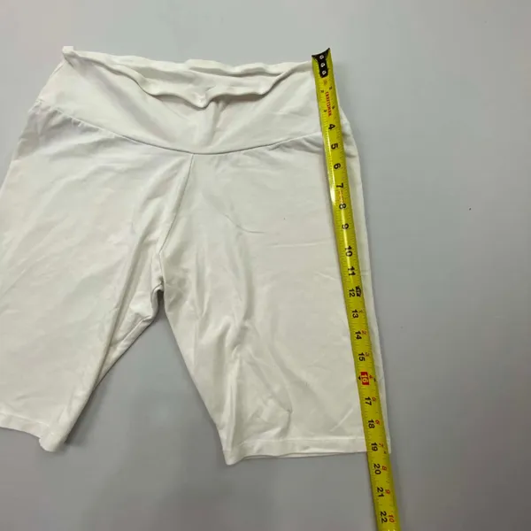 Ambience Women's White High-Waist Biker Shorts Size 1X - Image 3