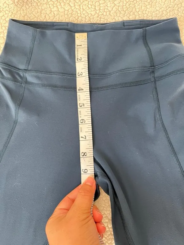 Lululemon High-rise Blue LeggingsIr With Hidden Back Pocket - Size 4 - Image 6