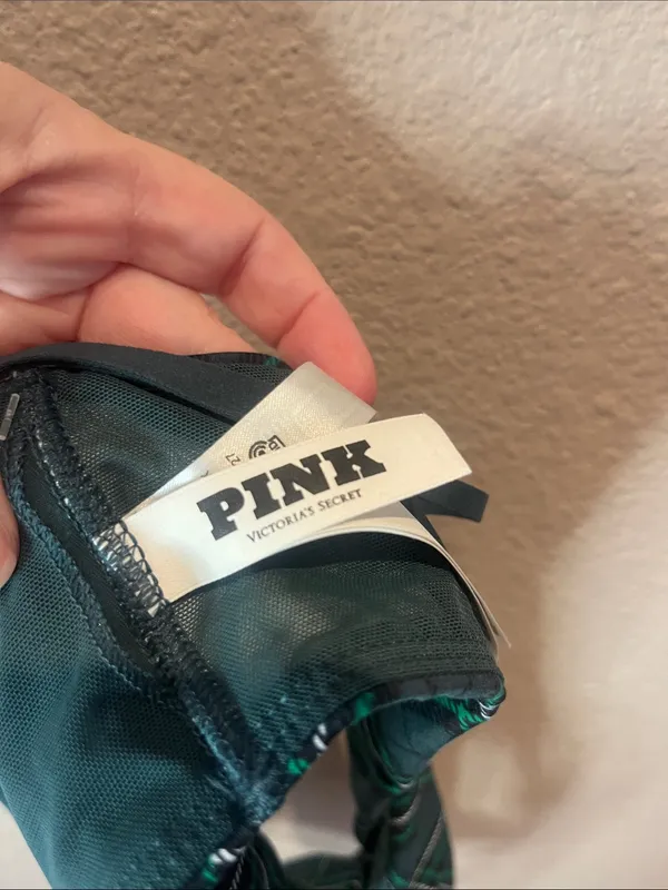 Victoria’s Secret PINK Women’s Strappy Tartan Plaid Green Sports Bra Medium - Image 9