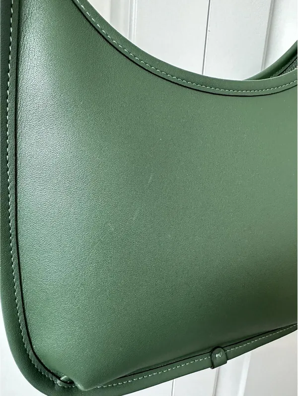 Coach Originals Curve Zip Bag Brass / Hunter Green - Image 4