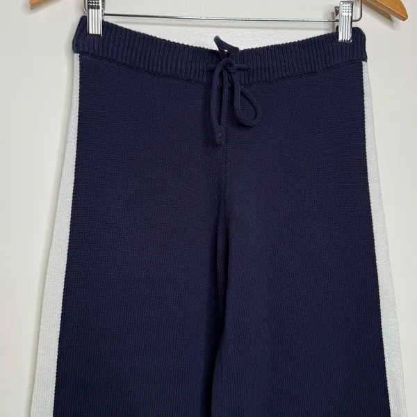 Le Lis Dark Blue Knit Sweater Wide Leg Pull On Pants w/ White Side Strip Medium - Image 2