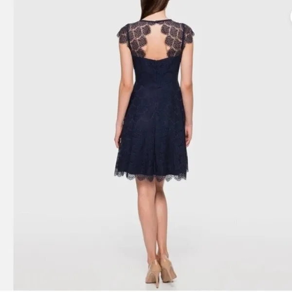 Kensie Women's Size 8 Fit & Flare Dress Navy Blue Scalloped Lace Open Back Cap - Image 15