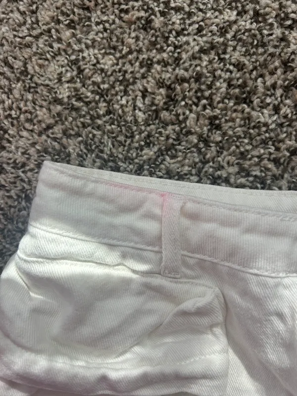 Revolve White mini skirt - Image 4