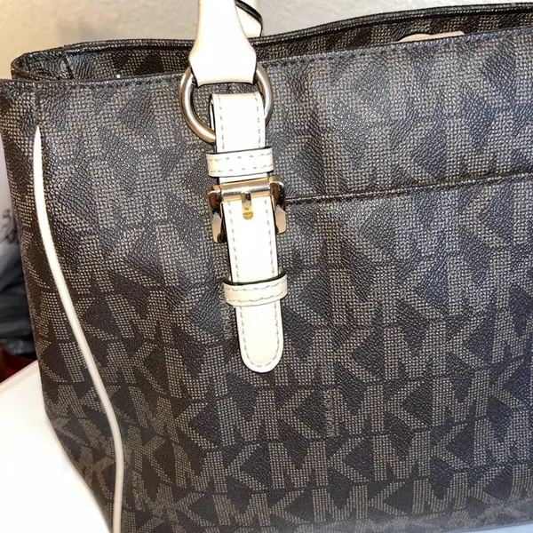 Michael Kors Dark Brown and Tan Logo Tote - Image 6