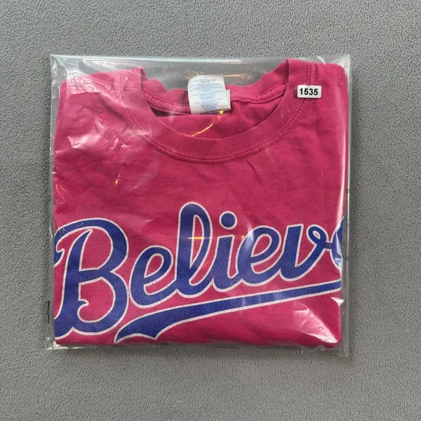 Believe Cropped T Shirt Women's Medium Gildan Hot Pink Graphic Short Sleeve Baby - Image 10