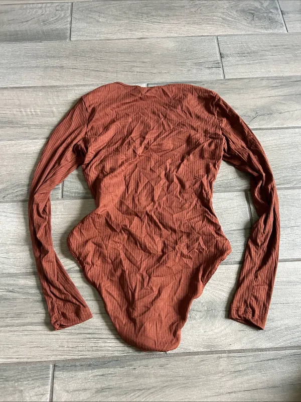 Ultra Flirt Rust Ribbed Long-Sleeve Bodysuit - Image 4