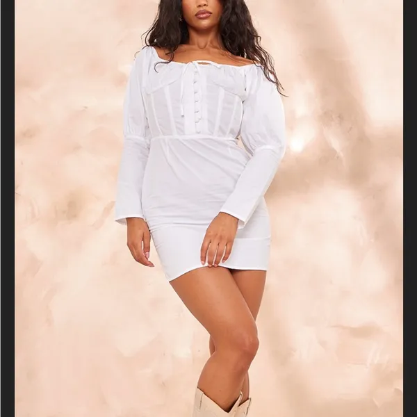 PrettyLittleThing White Long Sleeve Bodycon Dress - Image 2