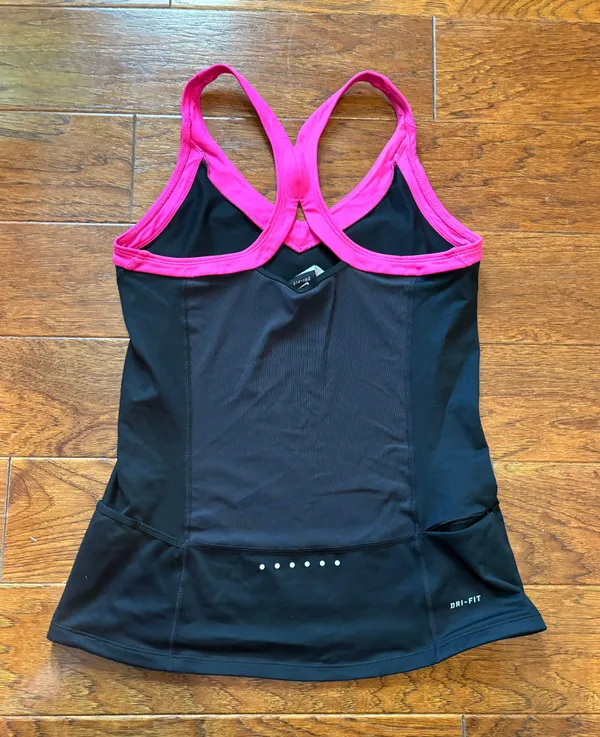 Nike Dri-fit tank top - Image 2