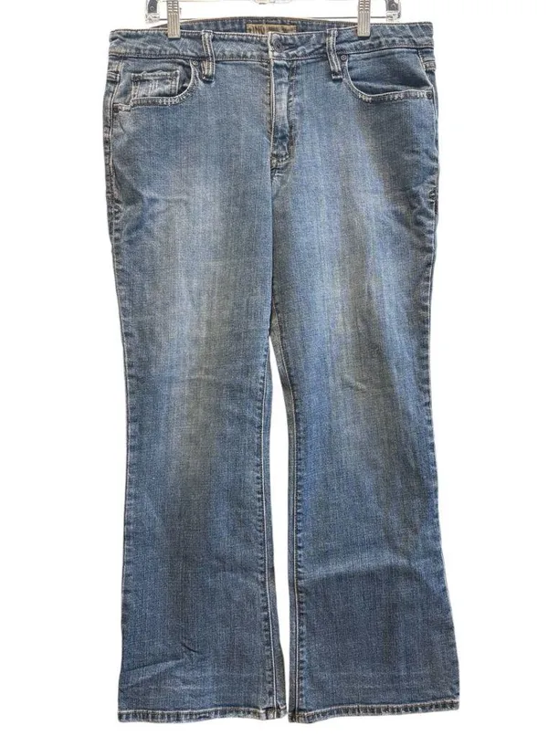 Old Navy Women’s Curvy Bootcut Stretch Slight Distressed Pocket Jeans | 14Short - Image 2