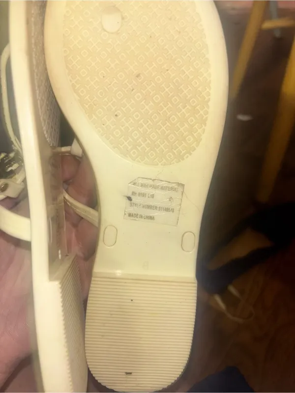 Tory Burch Miller Beige Thong Sandals Logo Medallion Slip On Women’s 8 - Image 3
