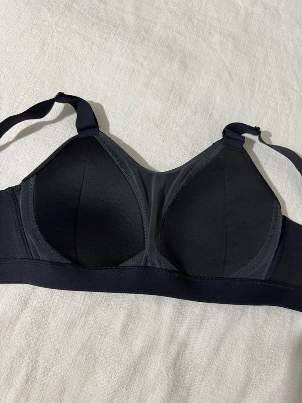 Nike Dri-Fit Sports Bra Black Small - Image 3