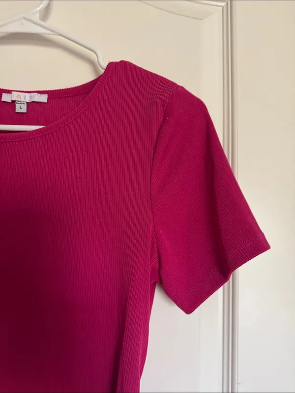 iris Fuchsia Ribbed Short-Sleeve Crewneck Tee / A49 - Image 3