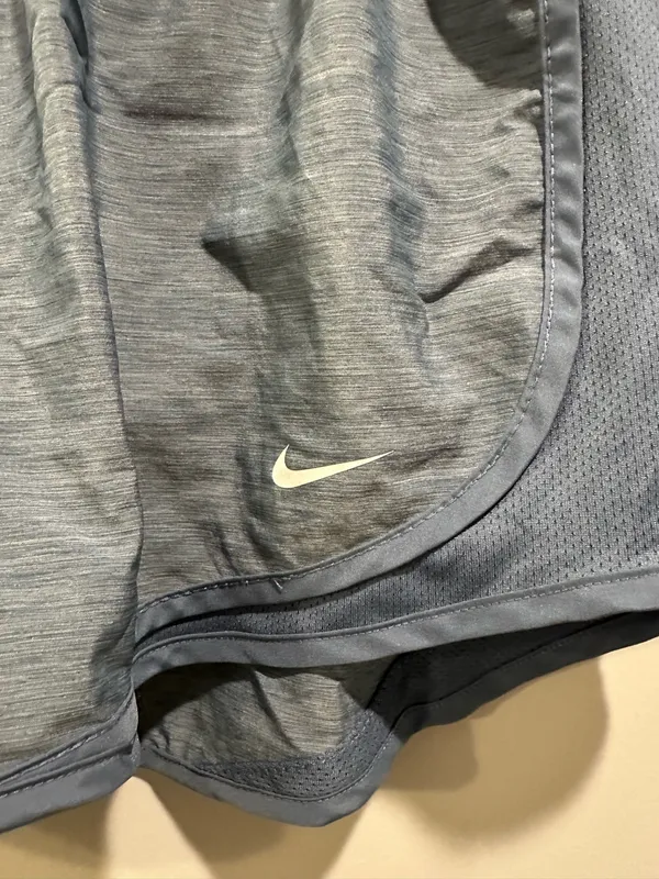Nike Tempo Dri-Fit Mid-Rise Running Shorts 3” - Image 6