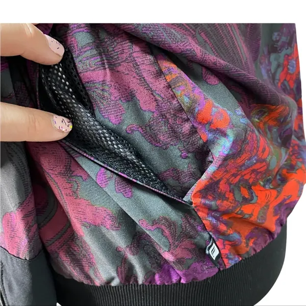 Fabletics‎ Bomber Jacket Floral Full Zip Lightweight Purple, Women's. Size: L - Image 6