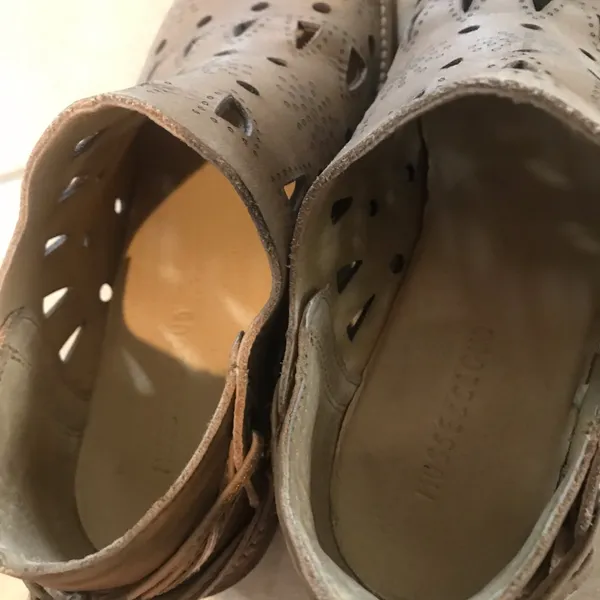 Shoes - Image 3