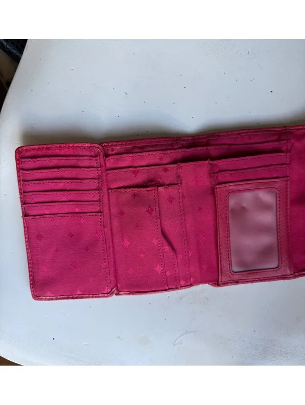 Fossil Red Leather Trifold Wallet with Zipper Pocket - Image 7