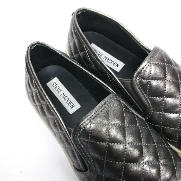 STEVE MADDEN Silver Quilted‎ Slip On Loafers Women's 8.5 B Sneaker - Image 2