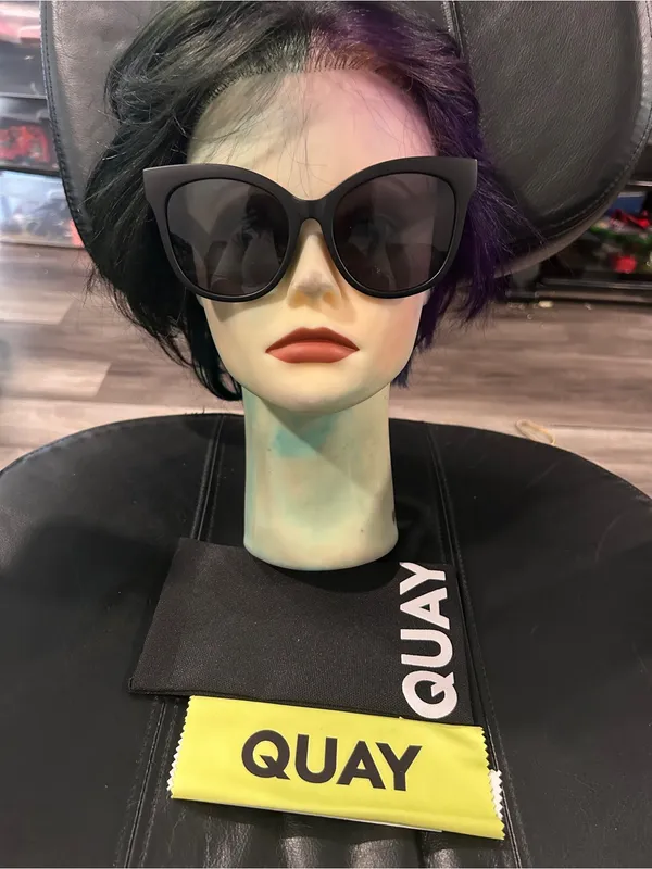Quay Australia It’s My Way Matte Black Cat-Eye Sunglasses with Dark Lenses - Image 3