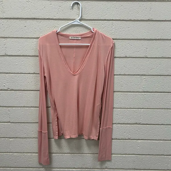 Free People We the Free Pink V Neck Long Sleeve Tee size S - Image 2
