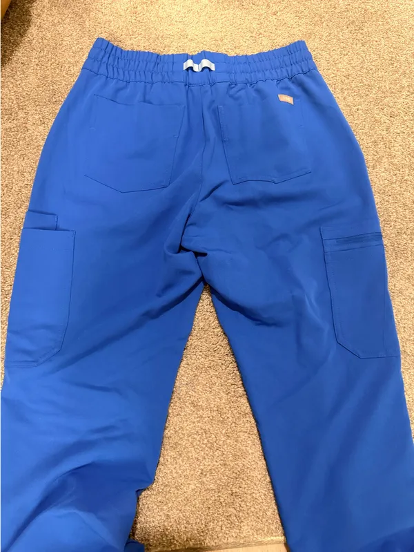 FIGS Scrub Pants Jogger - Image 4