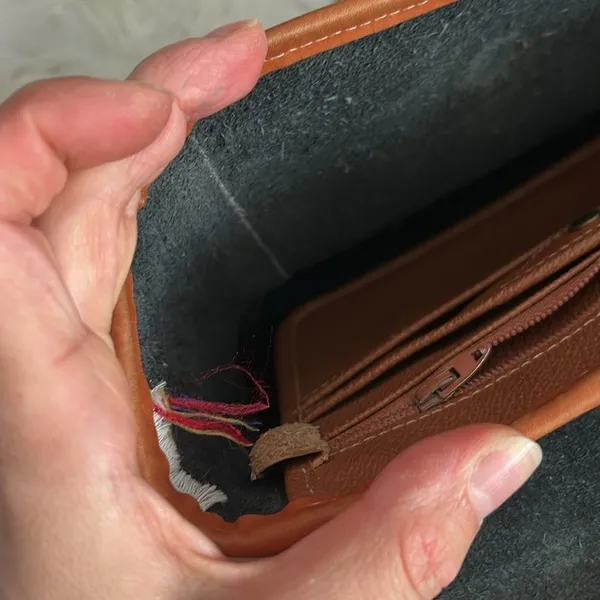 Vintage Dooney & Bourke Dover Case - Image 4