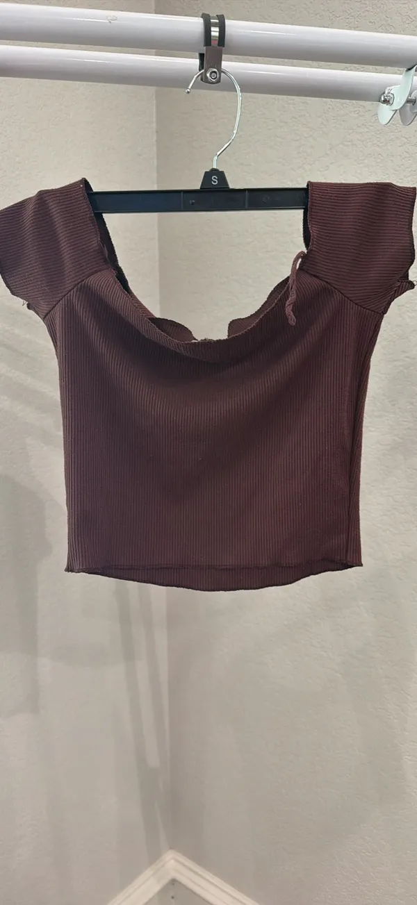 Urban Outfitters Brown Crop Top - Image 2