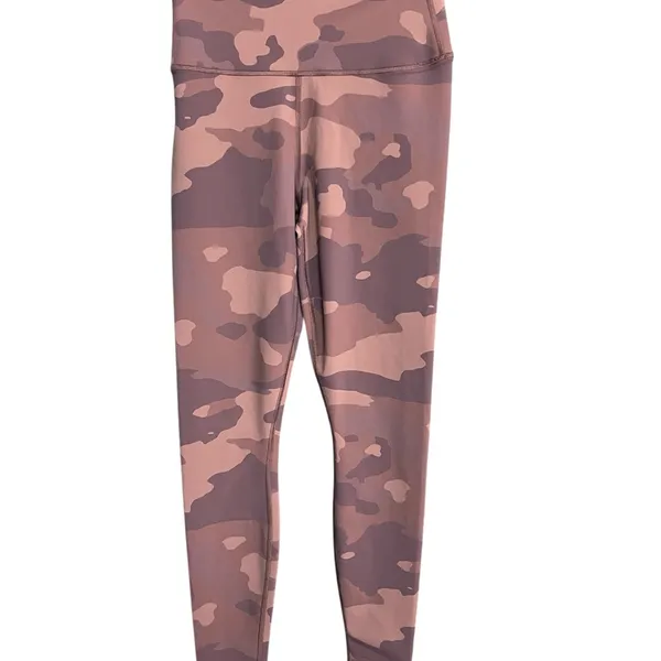 Alo camo high-waist leggings XS 🌫️🖤 Alo High Waist Vapor Legging - Putty Camo - Image 2