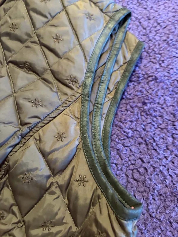 Women’s quilted Eddie Bauer vest  - Image 5