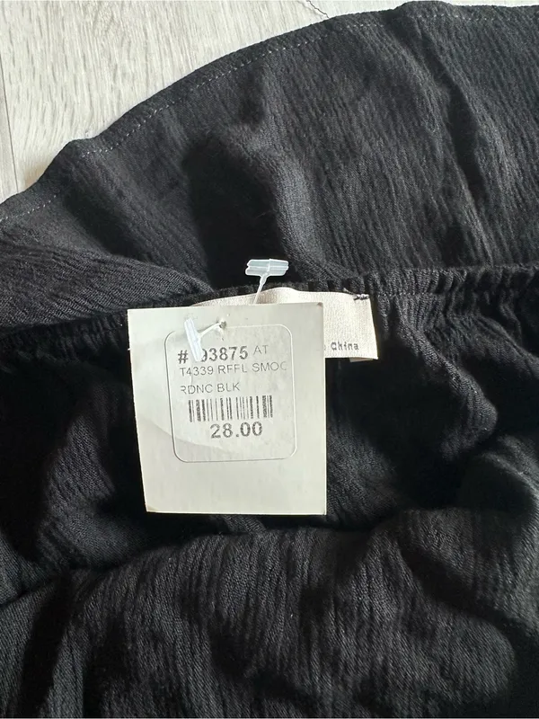 Bear Dance Strapless Ruffle Crop Top Black Size Large NWT - Image 5