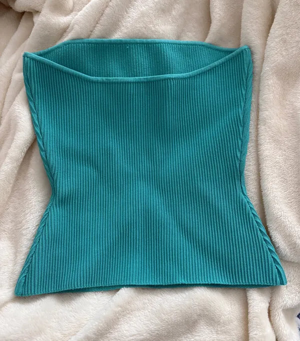 Aritzia top - Image 2