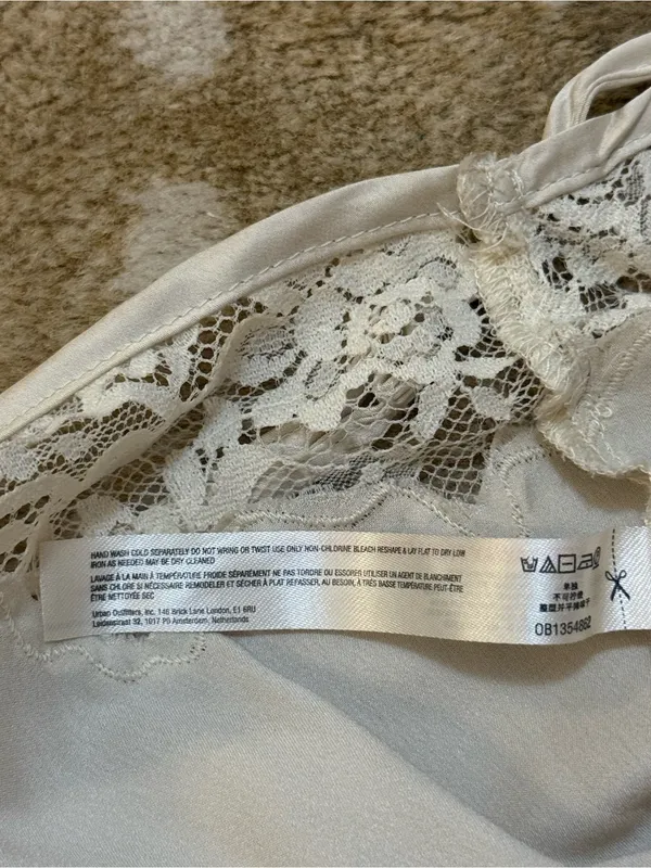 Free People Ivory Lace Satin Cropped Cami Tank Top XS Romantic Lingerie Y2K - Image 9